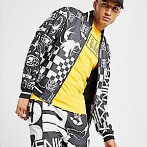 Nike Sportswear NSW Printed Scorpion Bomber Jacket Black/White Size Medium NWT